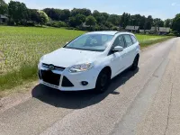Gebraucht Ford Focus 125 PS (91 kW) 2014 Weiß Kombi