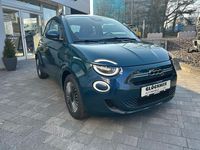 Neu Fiat 500 65 PS (47 kW) 2026 Grün Limousine