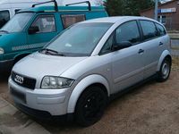 Gebraucht Audi A2 75 PS (55 kW) 2001 Silber Kleinwagen