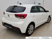 Gebraucht Kia Rio 101 PS (74 kW) 2021 Weiß Limousine