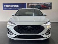 Neu Ford Focus ST-Line 125 PS (91 kW) 2025 Frozen white Kombi