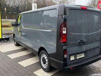 Gebraucht Renault Trafic Komfort 120 PS (88 kW) 2022 Städtisches grau Van / Kleinbus