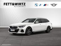 Gebraucht BMW 520 M Sport 197 PS (144 kW) 2025 Mineralweiß Kombi