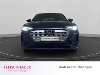 Gebraucht Audi Q8 Sportback e-tron Advanced Plus 250 kW (340 PS) 2024 Mythosschwarz metallic SUV