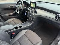 Gebraucht Mercedes CLA200 156 PS (114 kW) 2016 Silber Kombi