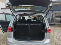 Gebraucht VW Touran Trendline 110 PS (80 kW) 2017 Silber Van / Kleinbus