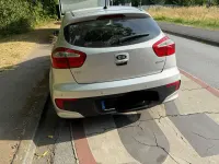 Gebraucht Kia Rio 84 PS (61 kW) 2016 Silber Kleinwagen