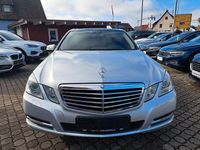 Gebraucht Mercedes E220 170 PS (125 kW) 2011 Silber Limousine