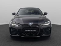 Gebraucht BMW i4 Performance 400 kW (544 PS) 2022 Saphirschwarz metallic 475 Limousine