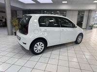 Second-hand VW up! Basis 65 CP (47 kW) 2022 Alb Hatchback