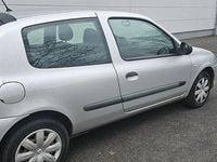 Gebraucht Renault Clio II Authentique 75 PS (55 kW) 2012 Kleinwagen