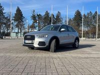 Gebraucht Audi Q3 Basis 150 PS (110 kW) 2015 Grau SUV
