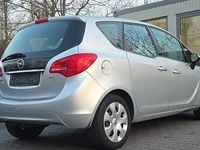 Gebraucht Opel Meriva Edition 75 PS (55 kW) 2010 Silber Van / Kleinbus