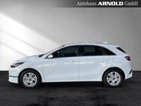 Gebraucht Kia Ceed Vision 140 PS (102 kW) 2025 Carraraweiß Kleinwagen