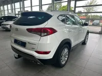 Gebraucht Hyundai Tucson Intro Edition 136 PS (100 kW) 2016 Weiß SUV