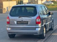 Gebraucht Opel Zafira Basis 125 PS (91 kW) 2004 Grau Van / Kleinbus