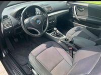 Gebraucht BMW 116 116 PS (85 kW) 2010 Schwarz Kleinwagen