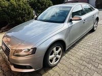 Gebraucht Audi A4 Attraction 120 PS (88 kW) 2010 Grau Limousine