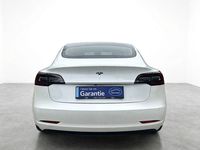 Gebraucht Tesla Model 3 Standard Range 239 kW (325 PS) 2021 Weiß Limousine