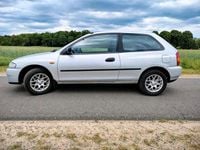 Gebraucht Mazda 323 73 PS (53 kW) 1998 Grau Kleinwagen