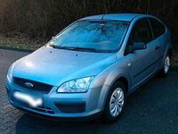 Second-hand Ford Focus 101 CP (74 kW) 2005 Albastru Berlinǎ
