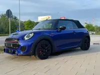 Używany Mini John Cooper Works 231 KM (169 kW) 2019 Niebieski Hatchback