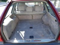 Gebraucht Mercedes E230 132 PS (97 kW) 1989 Rot Kombi