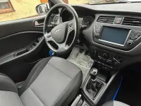 Gebraucht Hyundai i20 101 PS (74 kW) 2019 Weiß Kleinwagen