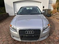 Gebraucht Audi A4 102 PS (75 kW) 2005 Silber Limousine