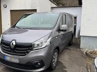 Gebraucht Renault Traffic 145 PS (106 kW) 2017 Grau Van / Kleinbus