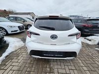 Gebraucht Toyota Corolla Hybrid Club 152 PS (111 kW) 2019 Weiß Limousine