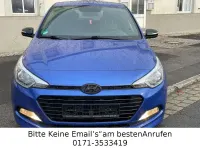 Gebraucht Hyundai i20 Passion 84 PS (61 kW) 2018 Blau Limousine