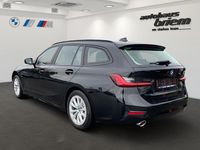 Gebraucht BMW 330e Advantage 292 PS (214 kW) 2021 Schwarz Kombi