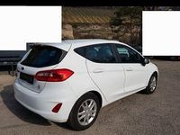 Gebraucht Ford Fiesta Trend 86 PS (63 kW) 2018 Weiß Kleinwagen