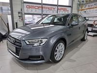 Gebraucht Audi A3 Design 116 PS (85 kW) 2017 Grau Limousine