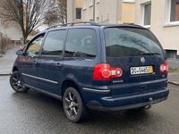 Gebraucht VW Sharan 131 PS (96 kW) 2004 Blau Van / Kleinbus