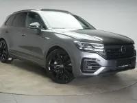 Gebraucht VW Touareg R 462 PS (339 kW) 2023 Grau SUV