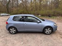 Gebraucht VW Golf VI Team 102 PS (75 kW) 2009 Blau Kleinwagen