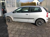 Gebraucht VW Polo 60 PS (44 kW) 2003 Silber Kleinwagen