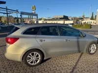 Gebraucht Kia Ceed Spirit 128 PS (94 kW) 2013 Schwarz Kleinwagen