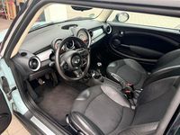 Second-hand Mini Cooper 122 CP (89 kW) 2011 Albastru Hatchback