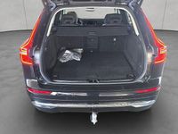 Gebraucht Volvo XC60 Core 455 PS (334 kW) 2023 Onyx black metallic SUV