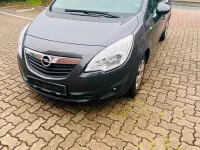 Gebraucht Opel Meriva 105 PS (77 kW) 2011 Braun Van / Kleinbus