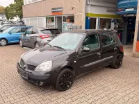 Gebraucht Renault Clio 75 PS (55 kW) 2004 Schwarz Kleinwagen