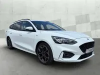 Gebraucht Ford Focus ST-Line 150 PS (110 kW) 2020 Frostweiß Kombi