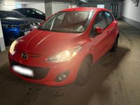 Gebraucht Mazda 2 75 PS (55 kW) 2013 Rot Kleinwagen