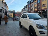 Gebraucht Mercedes ML300 204 PS (150 kW) 2011 Weiß SUV