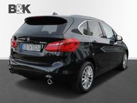 Gebraucht BMW 220 Active Tourer Advantage 192 PS (141 kW) 2022 Schwarz Van / Kleinbus
