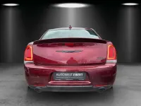 Neu Chrysler 300C 485 PS (356 kW) 2026 Velvet red pearl Limousine