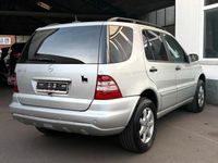 Gebraucht Mercedes ML270 120 PS (88 kW) 2004 Silber SUV